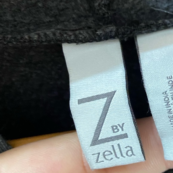 Z by Zella Jogger’s Sets. Size-For Size kindly check the measurement below - Picture 11 of 12